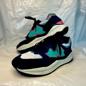 Gently Worn - No cuts & No Tears